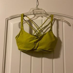 Lululemon Free to Be Bra